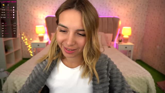 Gallery image thumbnail from Tilli's myfreecams stream on, 03/12/2024, 11:16 image 15 of 20