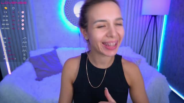 Gallery image thumbnail from Tilli's myfreecams stream on, 03/23/2024, 12:46 image 9 of 20