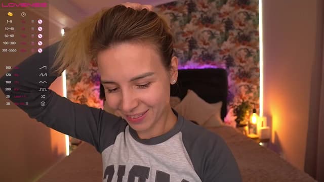 Gallery image thumbnail from Tilli's myfreecams stream on, 03/26/2024, 14:15 image 13 of 20
