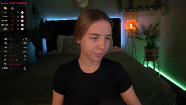 Gallery image thumbnail from Tilli's myfreecams stream on, 04/04/2024, 08:13 image 2 of 20