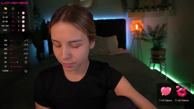 Gallery image thumbnail from Tilli's myfreecams stream on, 04/04/2024, 08:13 image 11 of 20