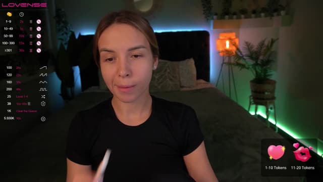 Gallery image thumbnail from Tilli's myfreecams stream on, 04/04/2024, 09:29 image 2 of 20