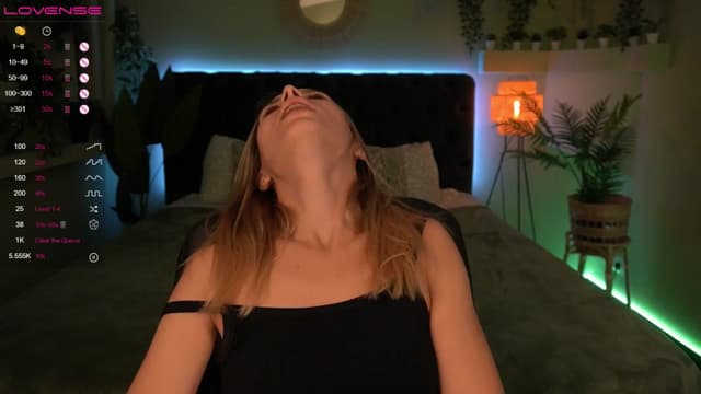 Gallery image thumbnail from Tilli's myfreecams stream on, 04/06/2024, 08:53 image 7 of 20