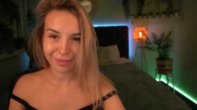 Gallery image thumbnail from Tilli's myfreecams stream on, 04/06/2024, 08:53 image 1 of 20