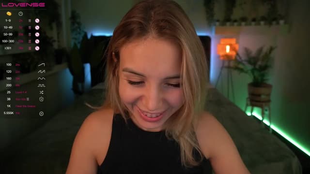 Gallery image thumbnail from Tilli's myfreecams stream on, 04/08/2024, 08:53 image 2 of 20