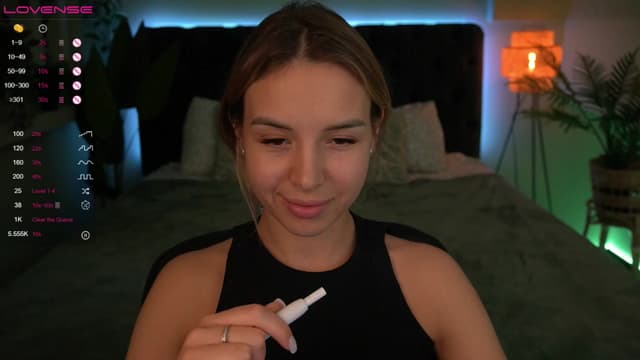 Gallery image thumbnail from Tilli's myfreecams stream on, 04/08/2024, 09:54 image 13 of 20