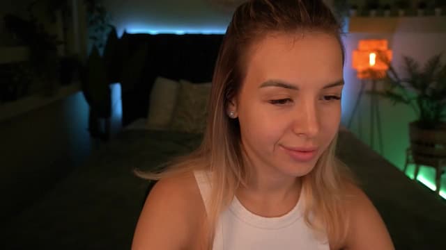 Gallery image thumbnail from Tilli's myfreecams stream on, 04/09/2024, 08:59 image 16 of 20