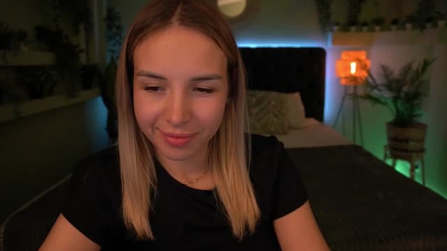 Gallery image thumbnail from Tilli's myfreecams stream on, 04/15/2024, 13:00 image 10 of 20