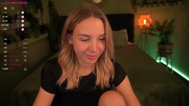 Gallery image thumbnail from Tilli's myfreecams stream on, 04/22/2024, 08:38 image 18 of 20