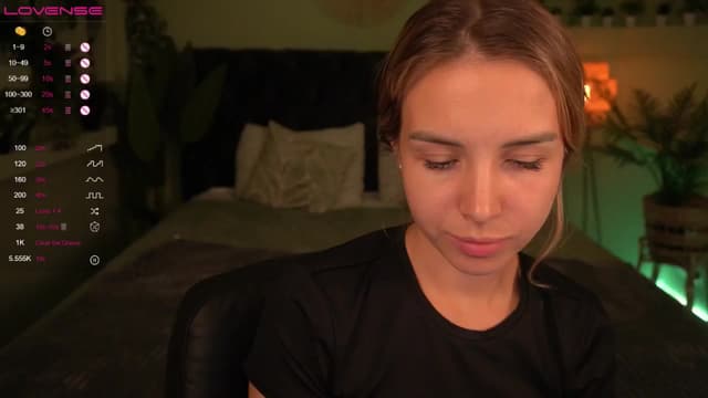 Gallery image thumbnail from Tilli's myfreecams stream on, 04/25/2024, 12:48 image 7 of 20
