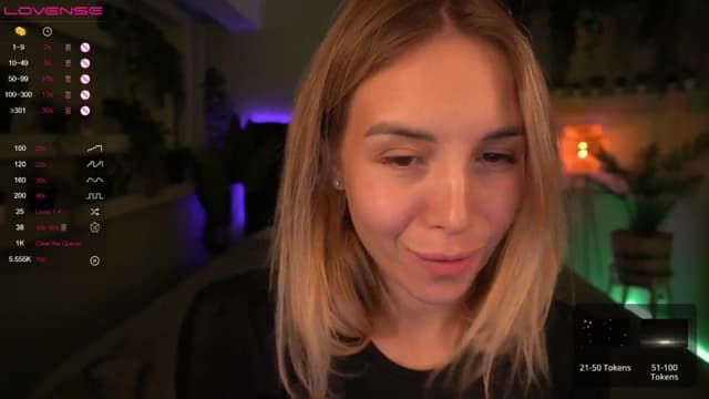 Gallery image thumbnail from Tilli's myfreecams stream on, 05/01/2024, 08:21 image 7 of 20