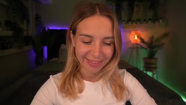 Gallery image thumbnail from Tilli's myfreecams stream on, 05/02/2024, 09:59 image 16 of 20