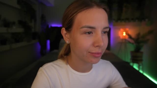 Gallery image thumbnail from Tilli's myfreecams stream on, 05/02/2024, 13:14 image 6 of 20