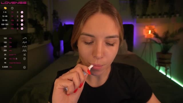 Gallery image thumbnail from Tilli's myfreecams stream on, 05/03/2024, 06:21 image 13 of 20