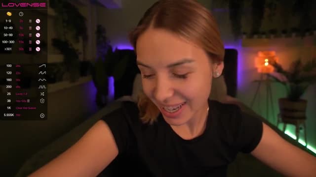 Gallery image thumbnail from Tilli's myfreecams stream on, 05/03/2024, 09:36 image 3 of 20