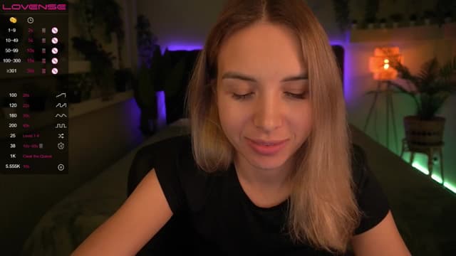 Gallery image thumbnail from Tilli's myfreecams stream on, 05/03/2024, 09:36 image 1 of 20