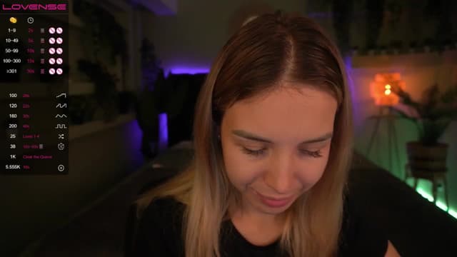 Gallery image thumbnail from Tilli's myfreecams stream on, 05/04/2024, 09:16 image 1 of 20