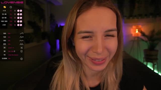 Gallery image thumbnail from Tilli's myfreecams stream on, 05/04/2024, 09:16 image 6 of 20