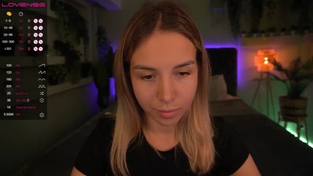 Gallery image thumbnail from Tilli's myfreecams stream on, 05/04/2024, 09:29 image 6 of 20