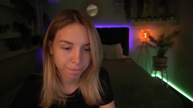 Gallery image thumbnail from Tilli's myfreecams stream on, 05/07/2024, 06:07 image 5 of 20