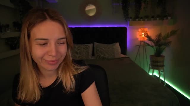 Gallery image thumbnail from Tilli's myfreecams stream on, 05/07/2024, 06:07 image 13 of 20
