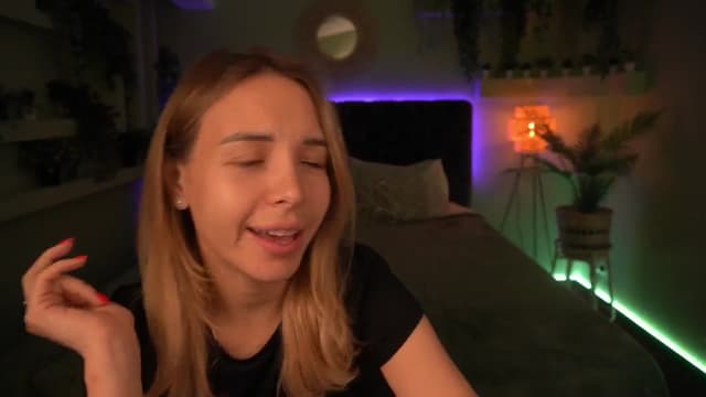 Gallery image thumbnail from Tilli's myfreecams stream on, 05/07/2024, 06:07 image 17 of 20