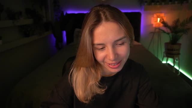 Gallery image thumbnail from Tilli's myfreecams stream on, 05/09/2024, 06:46 image 12 of 20