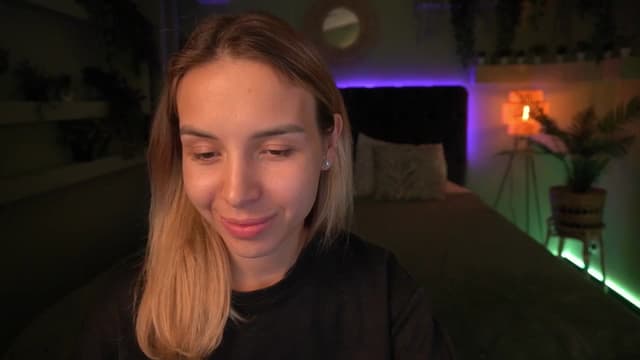 Gallery image thumbnail from Tilli's myfreecams stream on, 05/09/2024, 12:41 image 8 of 20