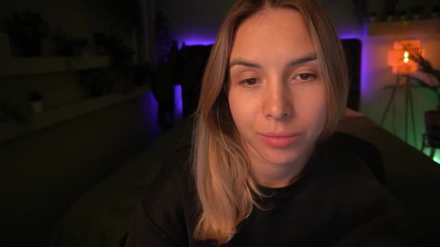 Gallery image thumbnail from Tilli's myfreecams stream on, 05/09/2024, 12:41 image 1 of 20