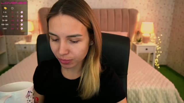 Gallery image thumbnail from Tilli's myfreecams stream on, 05/11/2024, 11:46 image 4 of 20