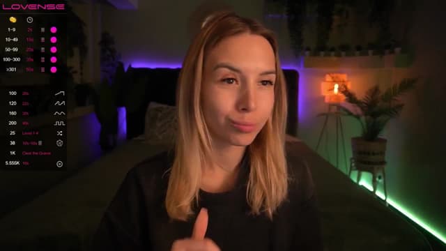 Gallery image thumbnail from Tilli's myfreecams stream on, 05/14/2024, 06:43 image 11 of 20