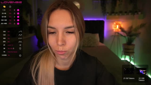 Gallery image thumbnail from Tilli's myfreecams stream on, 05/18/2024, 07:07 image 19 of 20