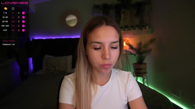 Gallery image thumbnail from Tilli's myfreecams stream on, 05/21/2024, 11:24 image 11 of 20