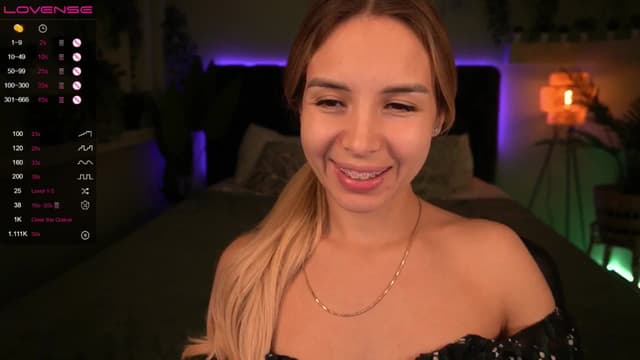 Gallery image thumbnail from Tilli's myfreecams stream on, 05/24/2024, 13:01 image 7 of 20