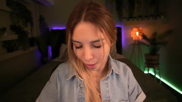 Gallery image thumbnail from Tilli's myfreecams stream on, 05/25/2024, 09:05 image 1 of 20