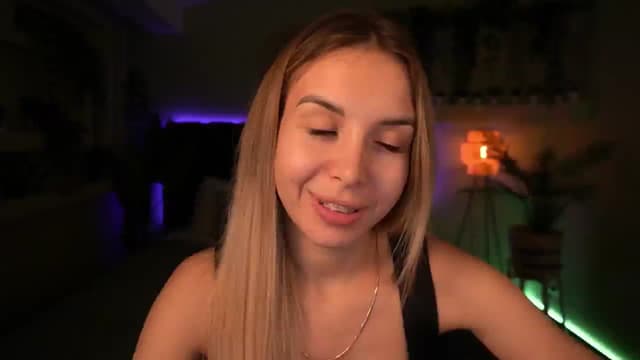 Gallery image thumbnail from Tilli's myfreecams stream on, 05/29/2024, 09:27 image 17 of 20