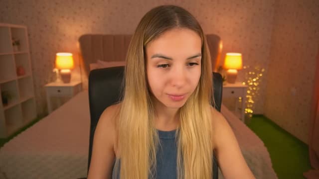 Gallery image thumbnail from Tilli's myfreecams stream on, 05/30/2024, 08:58 image 12 of 20