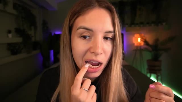 Gallery image thumbnail from Tilli's myfreecams stream on, 06/10/2024, 07:54 image 18 of 20