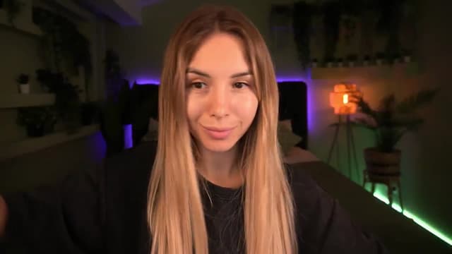 Gallery image thumbnail from Tilli's myfreecams stream on, 06/10/2024, 07:54 image 2 of 20