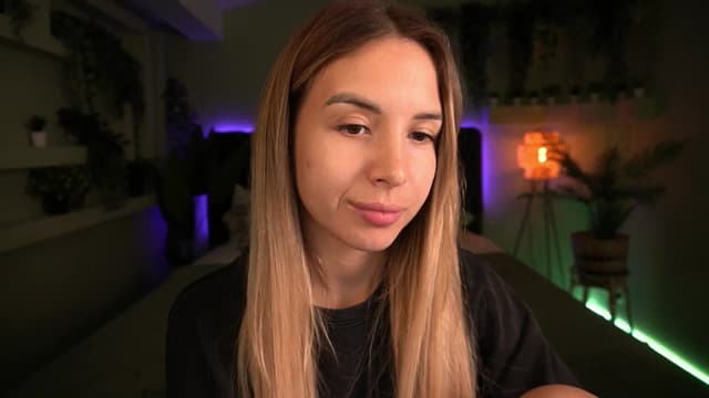 Gallery image thumbnail from Tilli's myfreecams stream on, 06/10/2024, 07:54 image 9 of 20