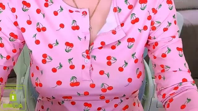 Gallery image thumbnail from Vivia's myfreecams stream on, 01/04/2026, 12:17 image 8 of 20