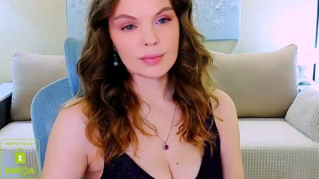 Gallery image thumbnail from Vivia's myfreecams stream on, 02/06/2026, 17:49 image 16 of 20