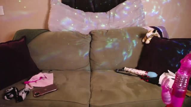 Gallery image thumbnail from Zobot's myfreecams stream on, 07/22/2024, 08:39 image 13 of 20