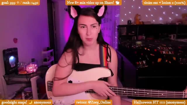 Gallery image thumbnail from Zobot's myfreecams stream on, 10/09/2024, 07:06 image 14 of 20