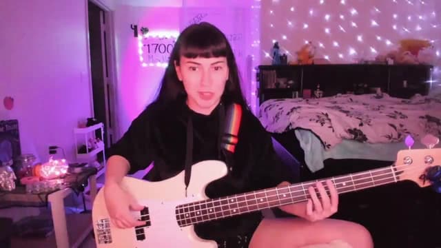Gallery image thumbnail from Zobot's myfreecams stream on, 10/13/2024, 07:58 image 5 of 20