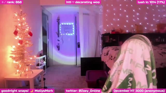 Gallery image thumbnail from Zobot's myfreecams stream on, 12/18/2024, 06:39 image 17 of 20