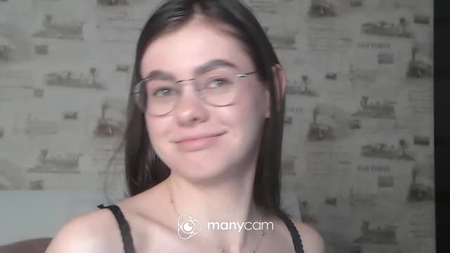 Gallery image thumbnail from ZoeMI's myfreecams stream on, 02/03/2023, 15:45 image 9 of 20