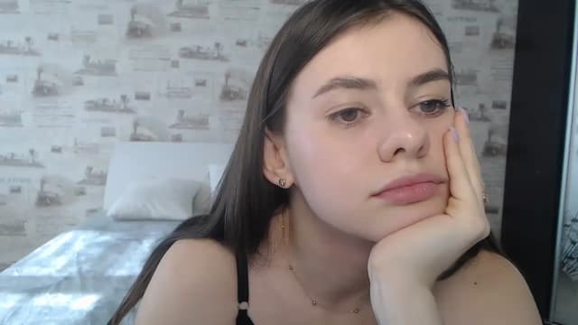 Gallery image thumbnail from ZoeMI's myfreecams stream on, 03/13/2023, 12:38 image 17 of 20