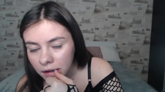 Gallery image thumbnail from ZoeMI's myfreecams stream on, 03/17/2023, 09:37 image 18 of 20