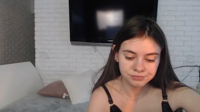 Gallery image thumbnail from ZoeMI's myfreecams stream on, 05/01/2023, 12:28 image 10 of 20